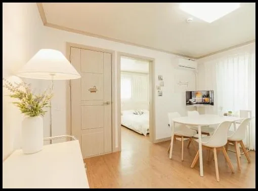 서울 숙소 무료주차 #가산코지하우스 #고척돔# 공항버스6분 # 독산동 (무료주차 #가산코지하우스 #고척돔# 공항버스6분 # 독산동)