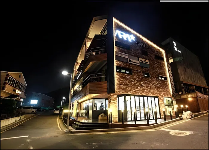 부산 숙소 아라하우스 펜션 (Arahouse Pension)