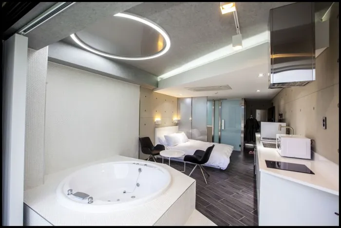 가평 숙소 가평 디온풀빌라펜션 (Gapyeong Dion Pool Villa Pension)