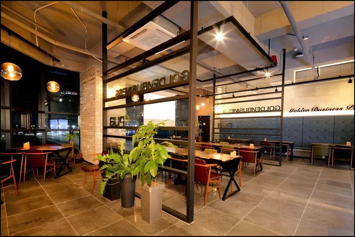 진주 숙소 골든 비즈니스 호텔 (Golden Business Hotel)