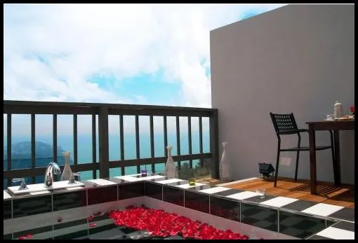 남해 숙소 그리드 1398 펜션 (Grid1398 Pension)