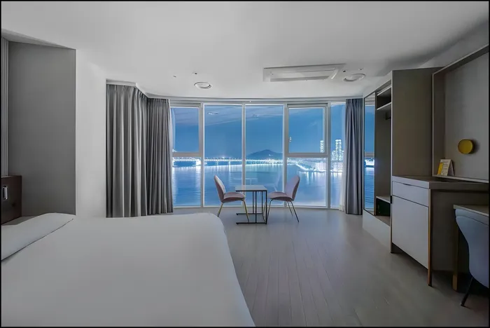 부산 숙소 호텔 아쿠아 펠리스 (Hotel Aqua Palace)