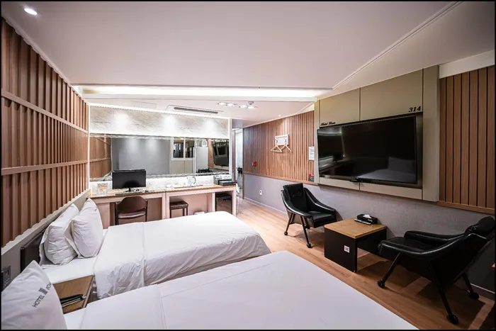 포항 숙소 호텔봄 (Hotel Bom)