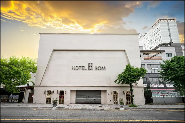 포항 숙소 호텔봄 (Hotel Bom)
