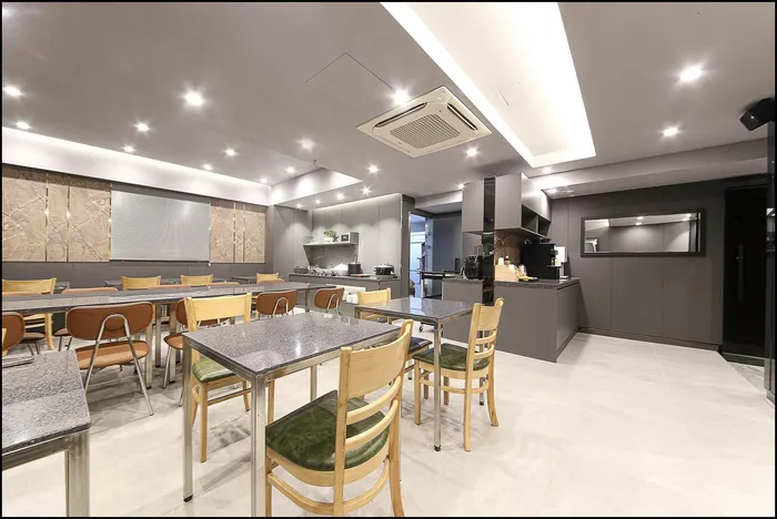 창원 숙소 호텔 까사데이 (HOTEL CASADAY)