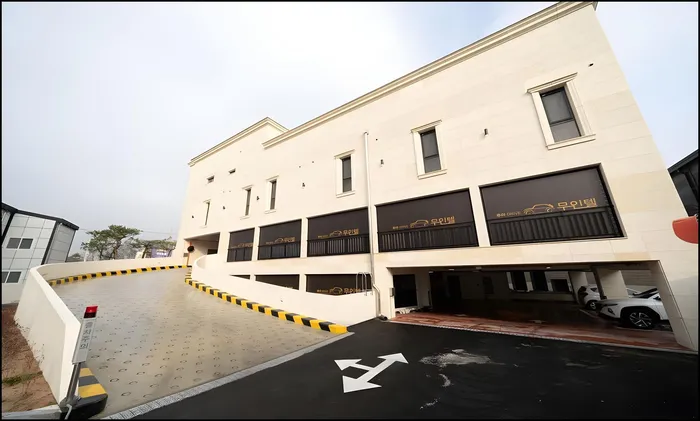 포천 숙소 루아 프리미엄 무인호텔 (LUA PREMIUM Drive-In Hotel)