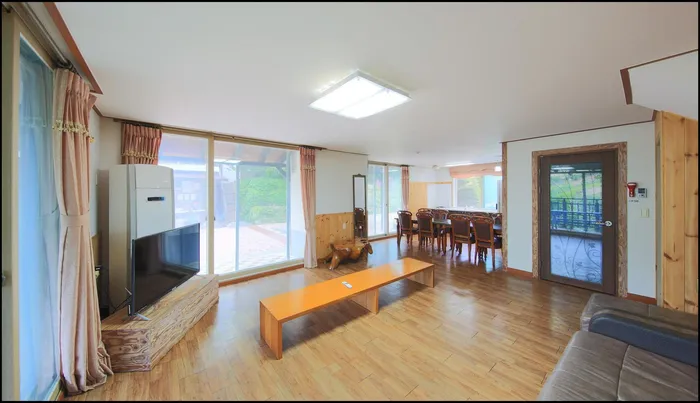 무주 숙소 무주 바람의언덕펜션 (Muju Wind Hill Pension)