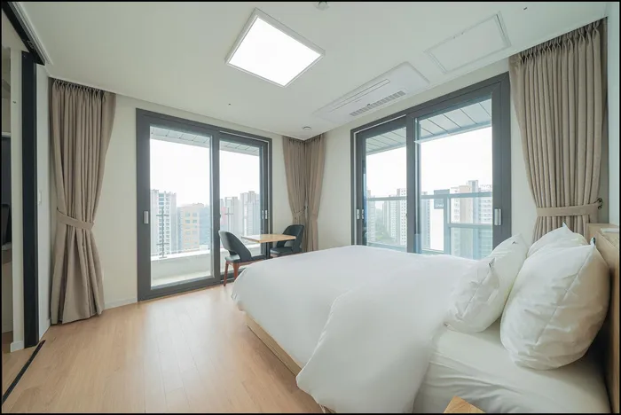 화성 숙소 오렌지 카운티 병점역 호텔스 (Orange County Byeongjeom Station Hotels)