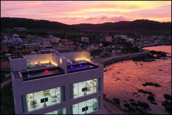 포항 숙소 호리존 풀빌라 (Pohang Horizon Poolvilla)