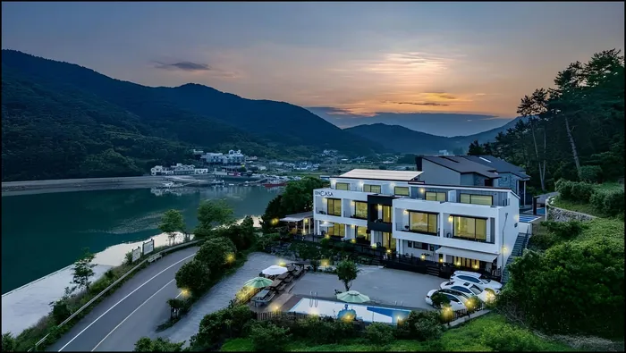 통영 숙소 통영 앤까사펜션 (Tongyeong & Casa Pension)